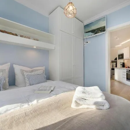 Strandblick 8 *
