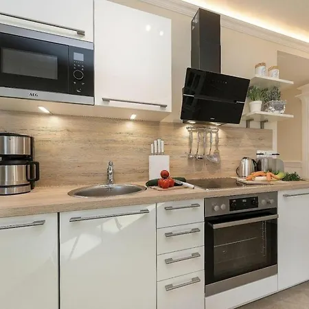 Holiday home Strandblick 8 *